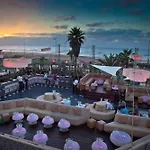 Villa Blanca Urban Hotel