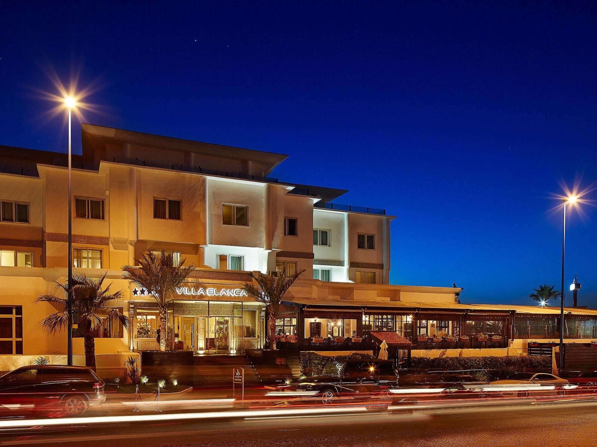 Blanca Urban Hotel 4*