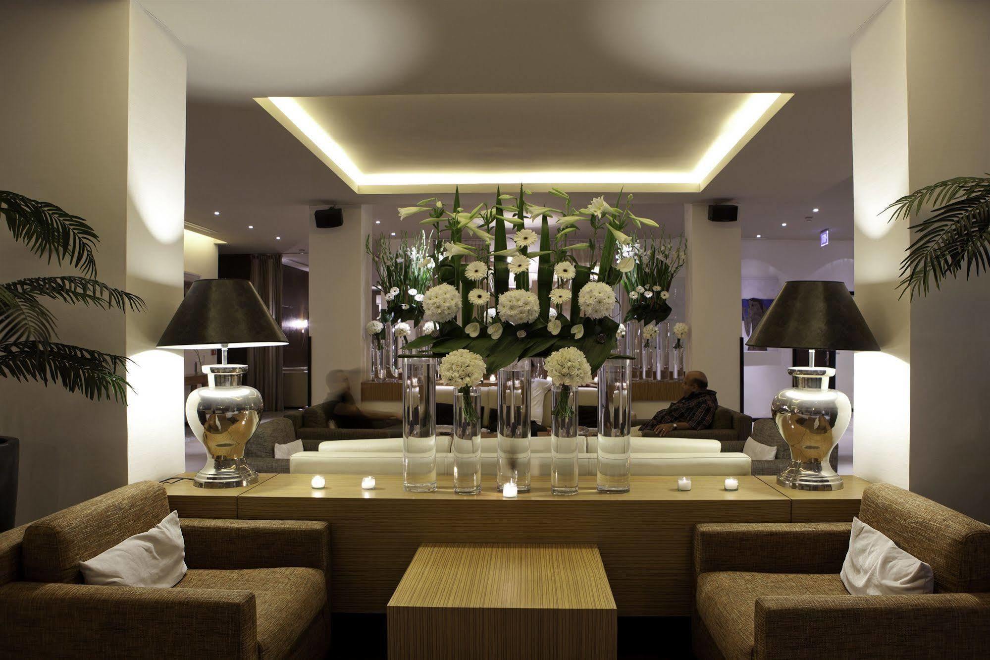 Blanca Urban Hotel 4*
